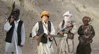 Afganistan'da 112 Taliban Üyesi Teslim Oldu