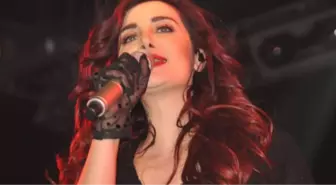 Şarkıcı Sıla, Çankırı'da Konser Verdi