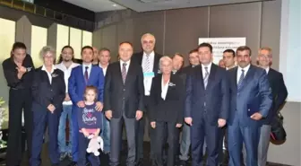 Vali Düzgün'e, Umut Vakfı'ndan 'Bireysel Silahsızlanmaya Katkı' Ödülü