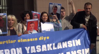 Esenyurt'ta Yanarak Ölen İşçilerin Yakınları Eylem Yaptı