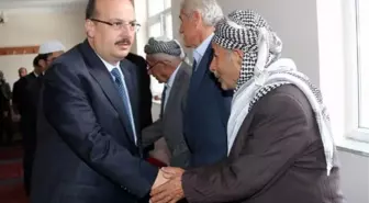 Vali Canbolat, Taziye Ziyaretinde Bulundu