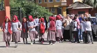 Protestolar İki Müdürü Koltuğundan Etti