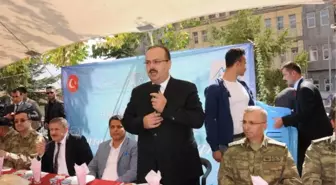 Hakkari Valiliği'nden Yemekli Bayram Programı