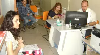 Önlisanslı Öğrenciler Lisans Almak İçin Kuyruğa Girdi