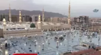 Cennet'ül Baki Kabristanı'na Ziyaretçi Akını