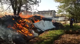 Muratlı'da Samanlık Alev Alev Yandı