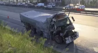 Teksilkent'de 2 Tır Kaza Yaptı Yolda Uzun Araç Kuyrukları Oluştu