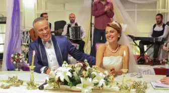 Ünlü Oyuncu Asuman Dabak 'Gelin' Oldu