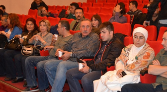Fotoğraf Sanatçısı Gökçen, Kayserigaz'da Fotoğraf Severlerle Buluştu