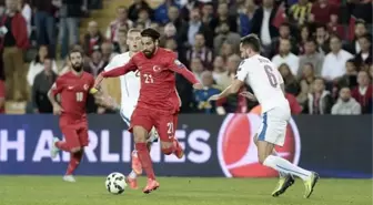 Türkiye, Çek Cumhuriyeti'ne 2-1 Yenildi