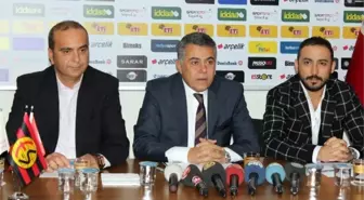 Eskişehirspor Kulübü Başkanı Hoşcan'ın Basın Toplantısı