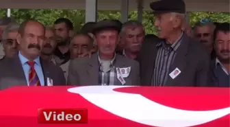Şehit Polis Memuru Beşir Kurt Gözyaşları Arasında Toprağa Verildi