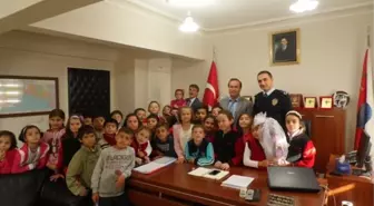 Minik Öğrenciler İlçe Emniyet Müdürünü Ziyaret Etti