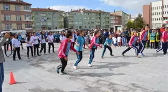 Geleneksel Çocuk Oyunları Niğde'de Gerçekleştirildi