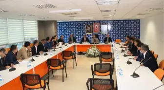 AK Parti'de İstişare Toplantısı