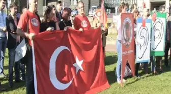 Düsseldorf'taki Eyalet Parlamentosu Önünde, 'Soykırım Yapılmadı' Mitingi