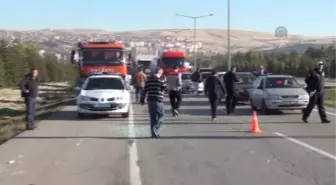 Elmadağ'da Trafik Kazası: 3 Yaralı