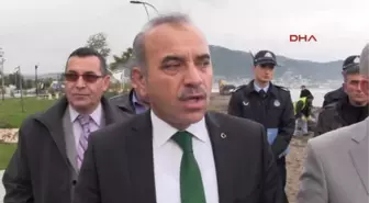 Ordu Sahili Yağmurun Ardından Çöple Kaplandı