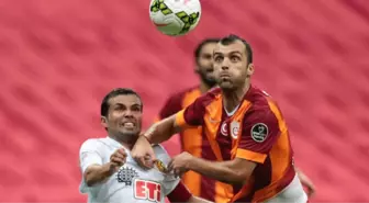 Eboue ve Pandev'le Yollar Ayrılıyor