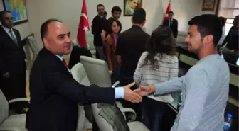 Romanyalı Öğrencilerden Vali Günaydın'a Ziyaret