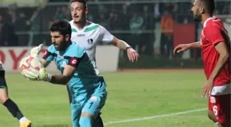 Sakaryaspor- Ayvalıkgücü Belediyespor Maçı 0-0 Bitti