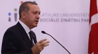 Erdoğan: Kobani'de IŞİD İle PYD Savaşıyor, İkisi de Terörist