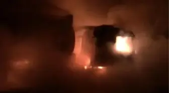 Otoyolda Tır Alev Alev Yandı