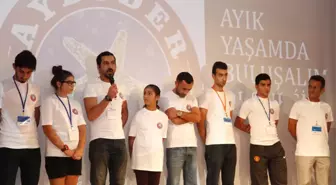 ''Ayık Yaşam Atölyesi'' Tanıtım Gecesinde Duygulu Anlar