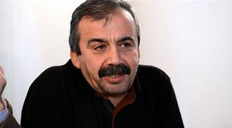 Önder'den Arınç'a Cevap:Yer Yüzünde Kibirle Yürüme