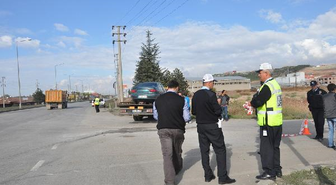 Otomobille Hastaneye Götürdüğü Babası Kazada Öldü
