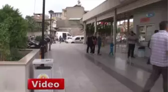 Polisi Bıçaklayıp Kayıplara Karıştı