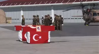 Şehitler İçin Tören