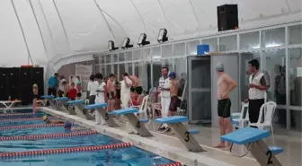 Karaman'da Cumhuriyet Kupası Yüzme Yarışları Yapıldı