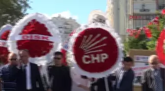 Antalya'da Olaylı Çelenk Töreni
