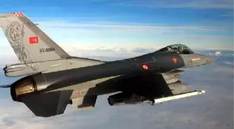 F-4 Savaş Uçağı Ziyarete Açıldı