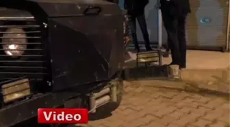 Polis Aracı Kaza Yaptı