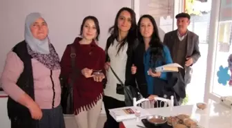 Bayan Esnaftan Vatandaşa Aşure