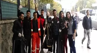 Dicleli Öğrenciler Temiz Gelecek İçin Çöp Topladı