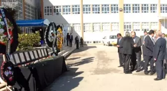 Kazada Ölen Öğrenciler Dualarla Anıldı