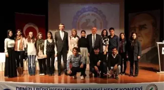Gençlik Meclisi'nde Seçim Heyecanı