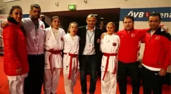 Kadın Kumite Takımı, Dünya Karate Şampiyonası'nda Bronza Kaldı