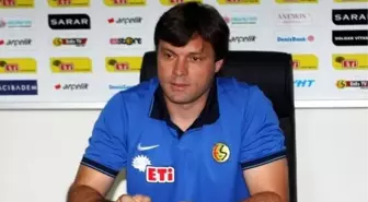 Eskişehirspor Basın Sözcüsü Sezer: 'Ertuğrul Sağlam'a Olan Güvenimiz Tamdır'