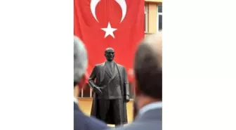 Büyük Önder Atatürk'ü Anıyoruz