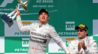 Rosberg, Hamilton'a Geçit Vermedi