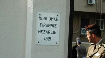 Dünya Ateşkes Günü'nde Fransız Askerleri Mezarları Başında Anıldı