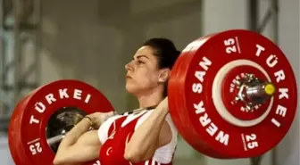 Sibel Madalyayı Koparamadı