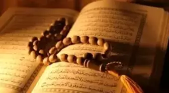 83 Yaşındaki Döndü Nine Kur'an Okumayı Öğreniyor