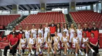 AGÜ Spor Polonya'da Galibiyet Peşinde