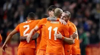 Hollanda, Meksika'ya 3-0 Kaybetti