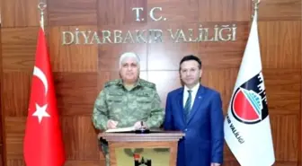 Orgeneral Özel Valilikten Ayrıldı